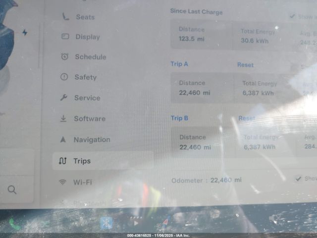 Tesla Model 3 Image 4