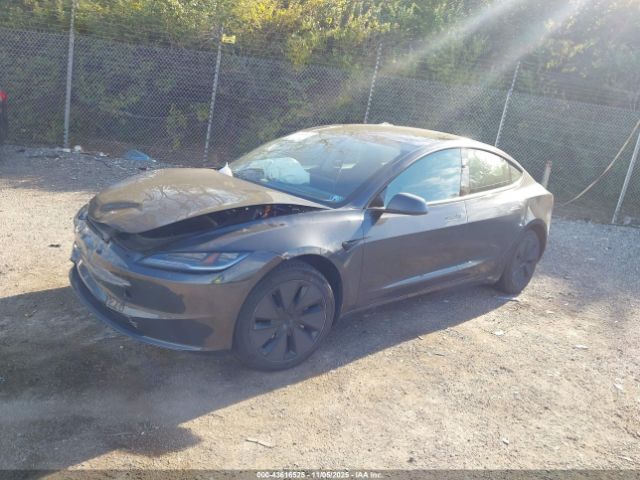 Tesla Model 3 Image 14