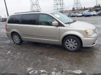  Salvage Chrysler Town & Country