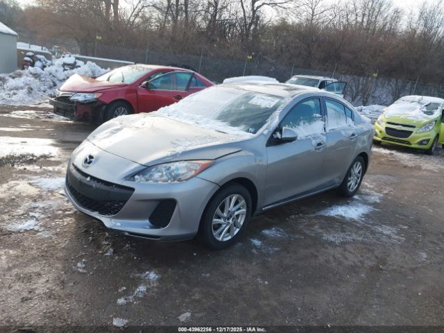 Mazda Mazda3 I Touring Image 2