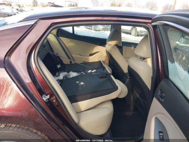 Kia Optima Lx Image 13