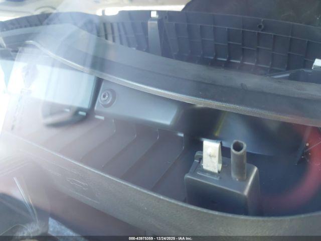 Volkswagen Golf Image 11