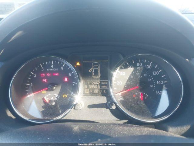 Nissan Rogue S Image 12