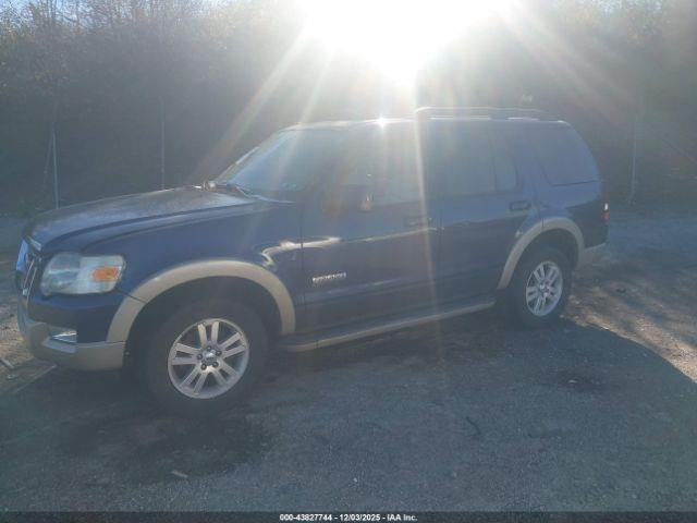 Ford Explorer Eddie Bauer Image 2