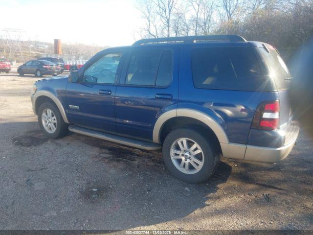 Ford Explorer Eddie Bauer Image 4