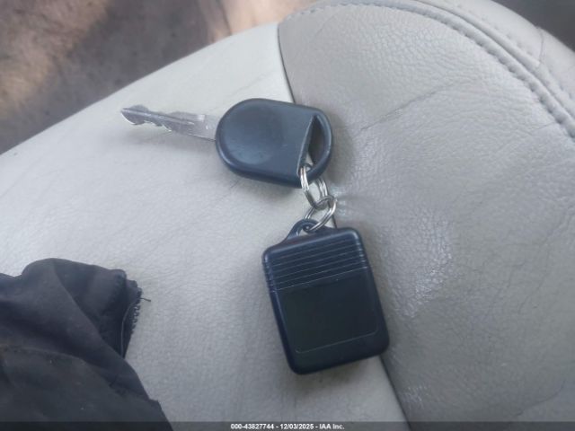 Ford Explorer Eddie Bauer Image 11