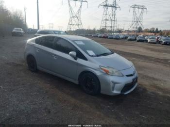 Salvage Toyota Prius