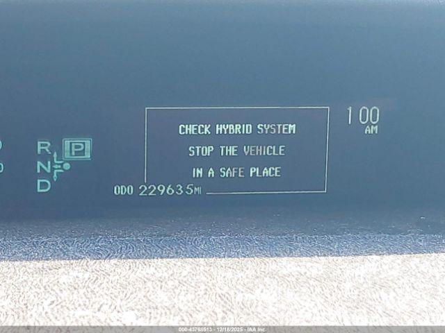 Toyota Prius Three Image 17