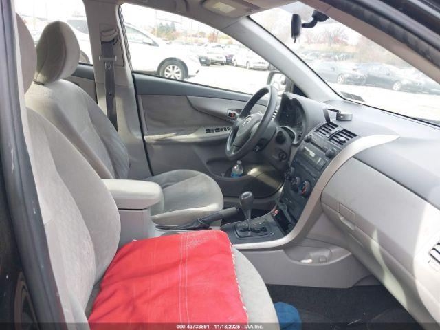 Toyota Corolla Le Image 12