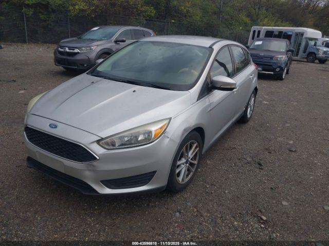 Ford Focus Se Image 12