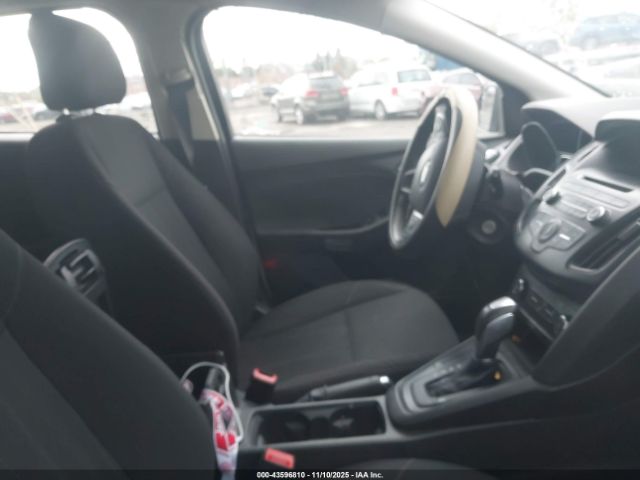 Ford Focus Se Image 4