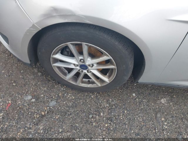 Ford Focus Se Image 7