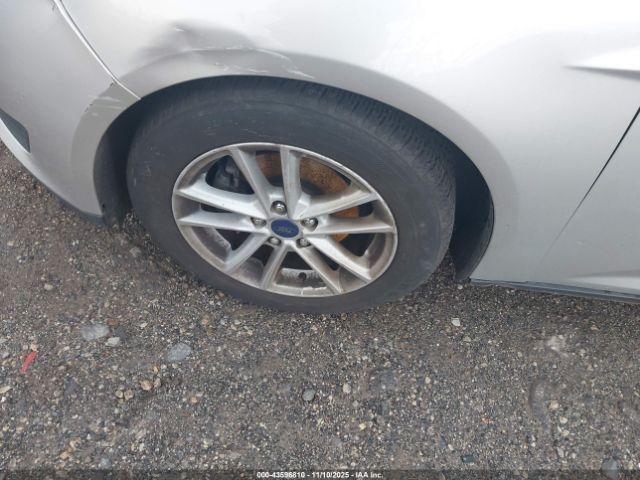 Ford Focus Se Image 7