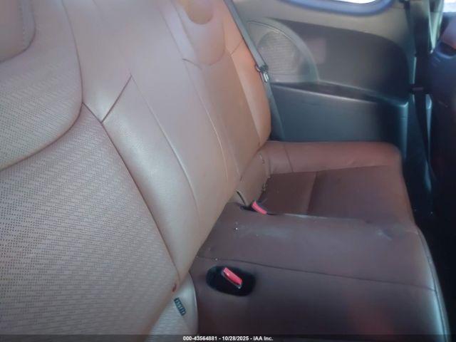 Hyundai Genesis 3.8 Grand Touring Image 9