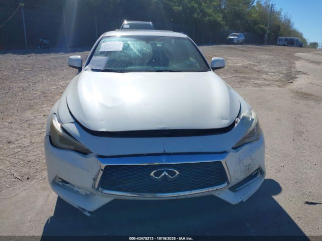 INFINITI Q60 3.0t Luxe Image 9