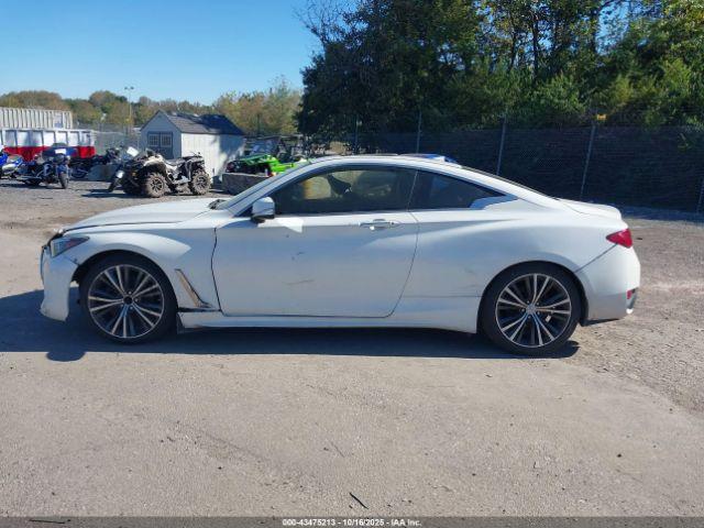 INFINITI Q60 3.0t Luxe Image 2