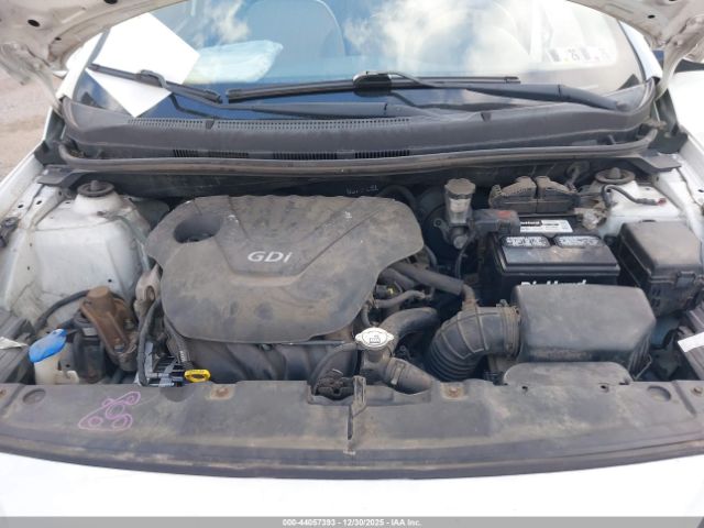 Hyundai ACCENT Gls Image 7