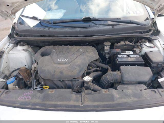 Hyundai ACCENT Gls Image 7