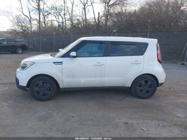 Kia Soul Image 17