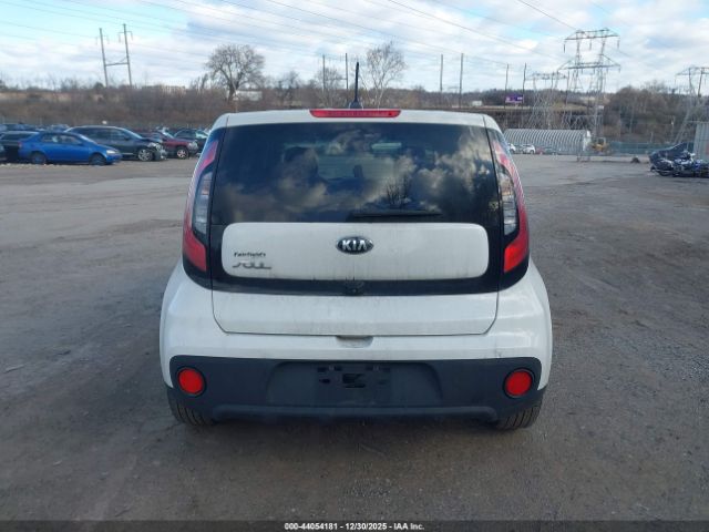 Kia Soul Image 16