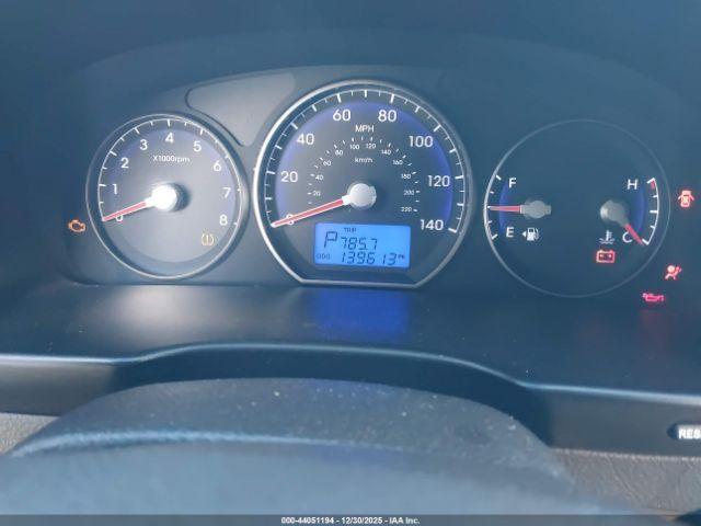 Hyundai SANTA FE Gls Image 9