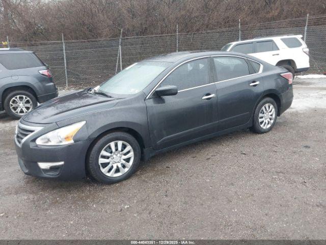 Nissan Altima 2.5 S Image 2