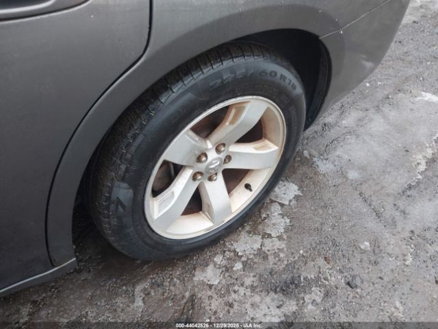 Dodge Charger Image 12