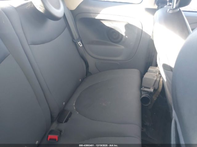 FIAT 500 Pop Image 11