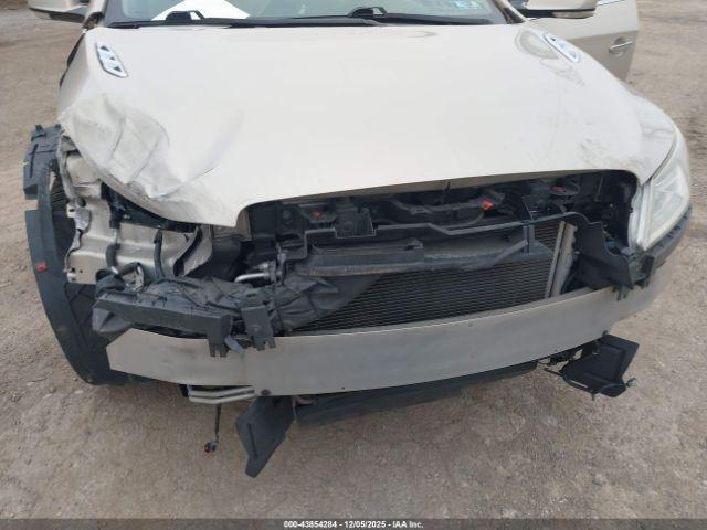 Buick LaCrosse Cxl Image 4