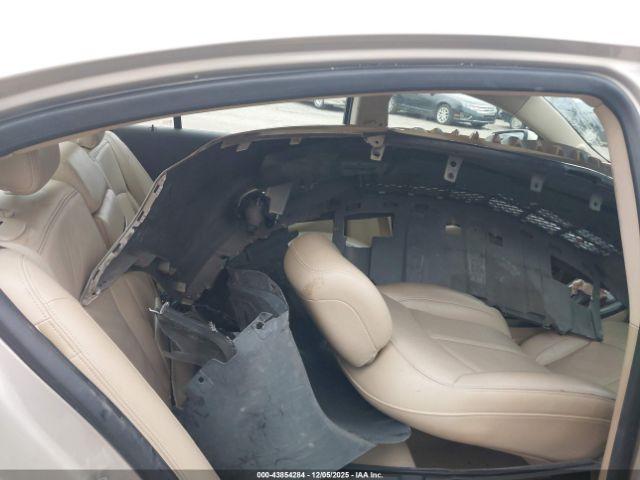 Buick LaCrosse Cxl Image 3