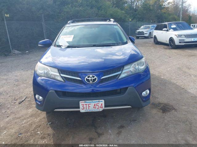 Toyota RAV4 Limited Image 9