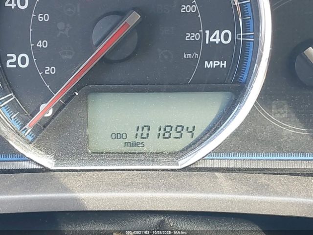 Toyota RAV4 Limited Image 3