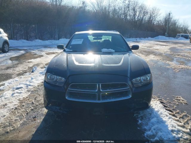 Dodge Charger Se Image 10
