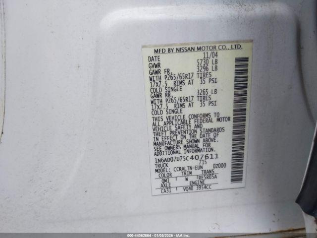 Nissan Frontier Le Image 8