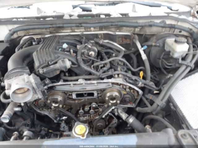 Nissan Frontier Le Image 11