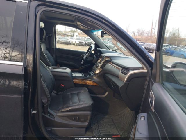 GMC Yukon Denali Image 2