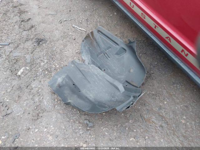 Ford Mustang Image 4