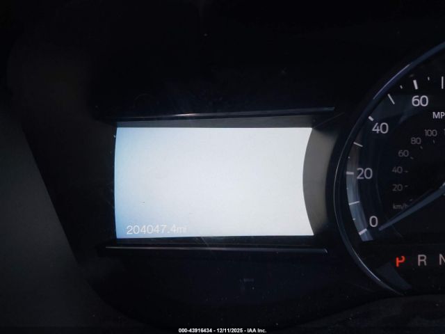 Ford Explorer Xlt Image 6