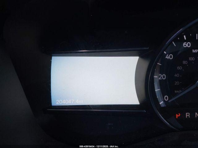 Ford Explorer Xlt Image 6