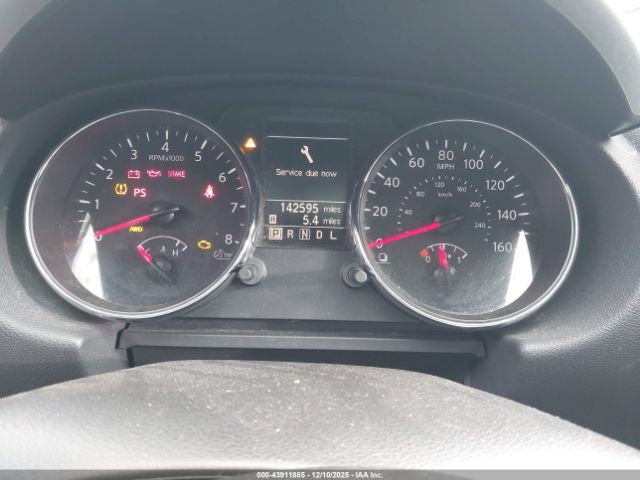 Nissan Rogue Image 3