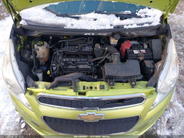 Chevrolet Spark 1lt Auto Image 8