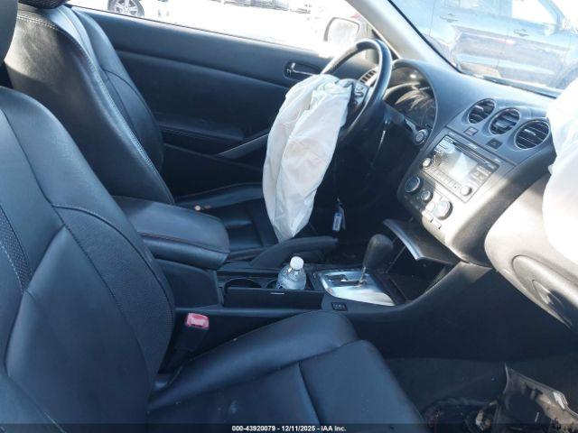 Nissan Altima 2.5 S Image 4