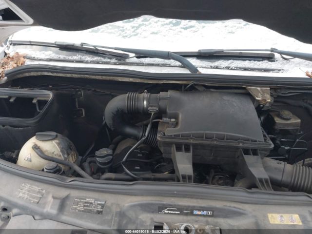 Mercedes-Benz Sprinter 2500 Normal Roof Image 14