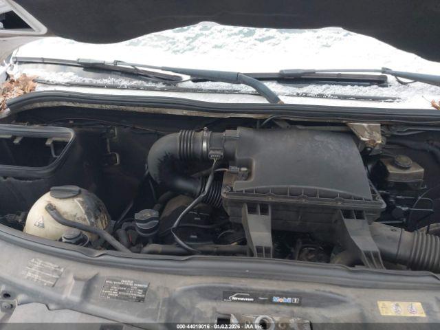Mercedes-Benz Sprinter 2500 Normal Roof Image 14