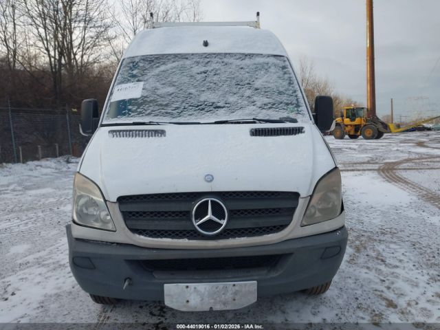 Mercedes-Benz Sprinter 2500 Normal Roof Image 12
