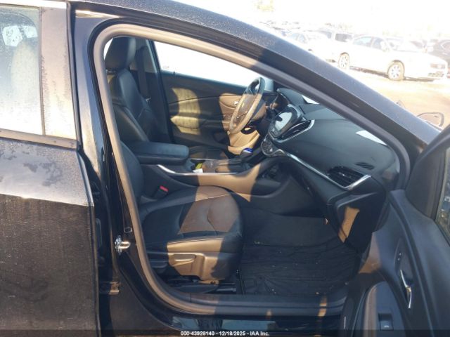 Chevrolet Volt Premier Image 2