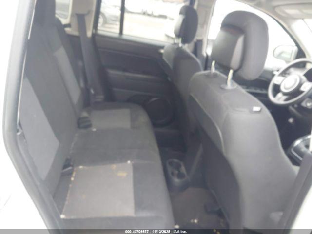 Jeep Compass Sport Image 10