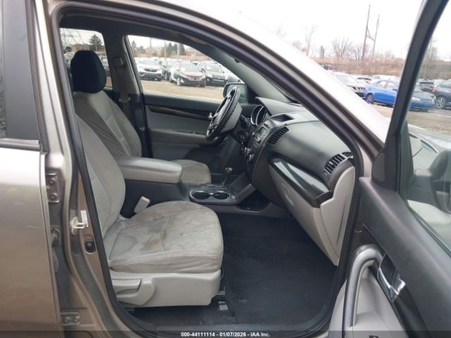 Kia Sorento Lx Image 3