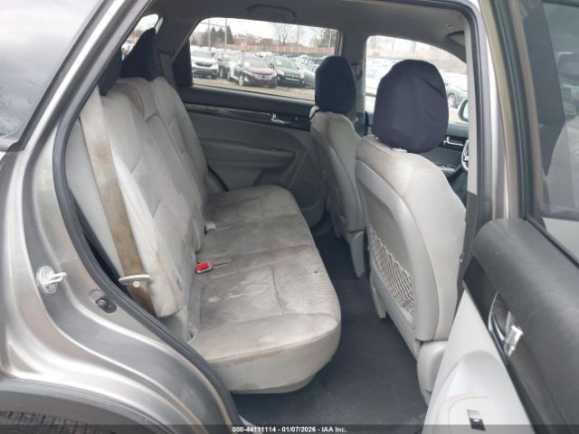 Kia Sorento Lx Image 10