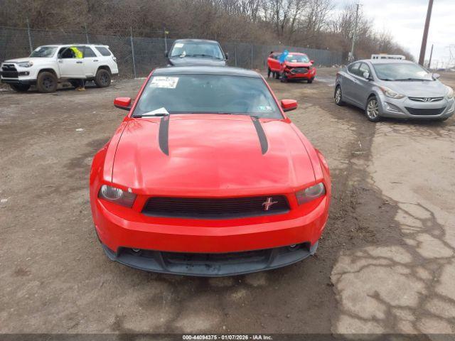 Ford Mustang Gt Premium Image 13
